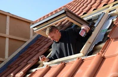 Pose de fenêtres de toit Velux à Thoissia